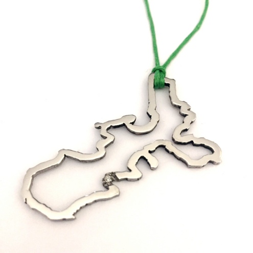Elba Island Silhouette pendant in stainless steel with diamond in Marina di Campo