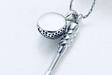 Customizable 18kt white gold golf club and ball necklace 