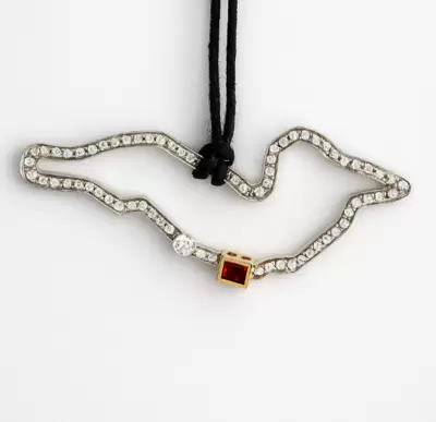 Pingente do circuito de Imola em ouro branco 750 e diamantes ct.0.56 
