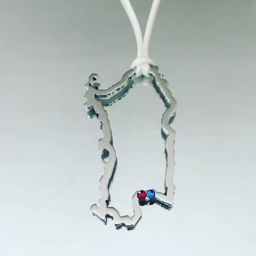 Silhouette Sardinia pendant with ruby ​​and sapphire in Cagliari  