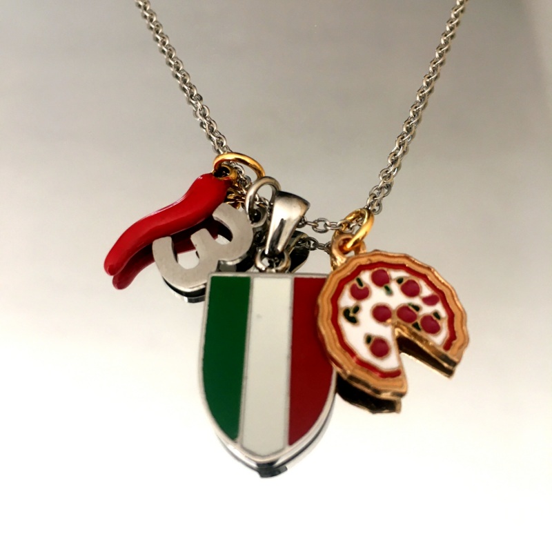 Collana "Bella Napoli" con Cornetto,numero 3,scudetto tricolore,pizza in acciaio 