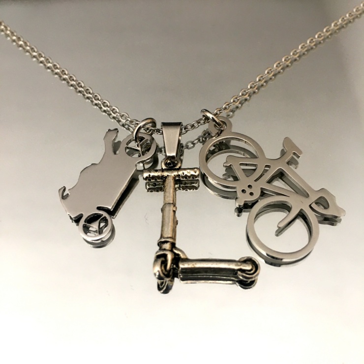 Collier ECOhybride avec moto, scooter, vélo