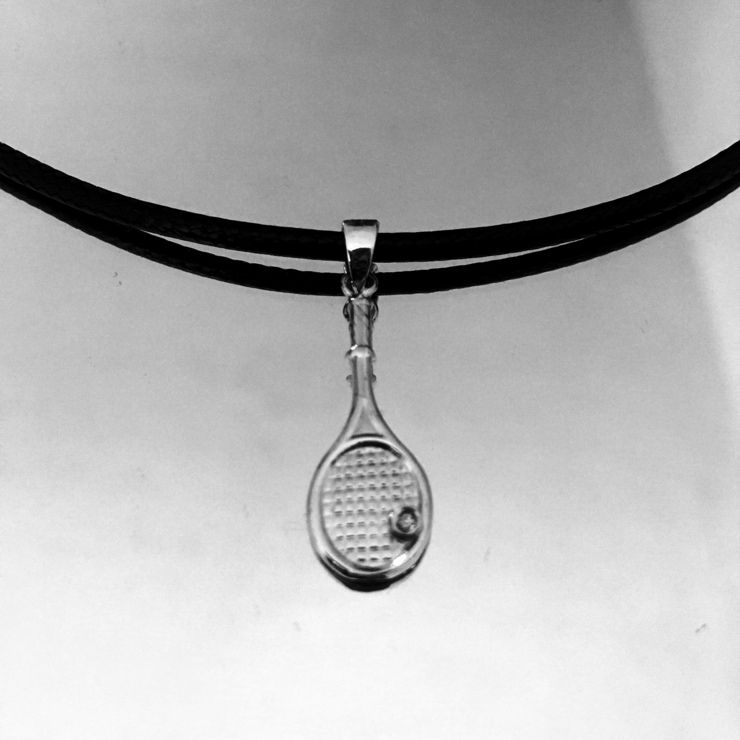 Ciondolo racchetta da tennis in argento 925 con diamante