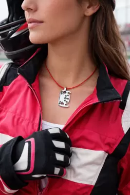 Individuell gestaltbarer Formel-1-Lenkradanhänger aus Stahl in der Ausstellung 