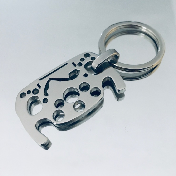 Motorsport Formula 1 steering wheel key ring with Monte Carlo circuit silhouette in stainless steel