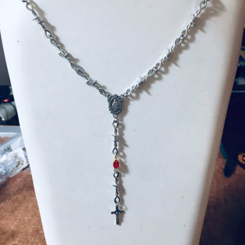 Rosary "Knots of Pain" by Gianfranco Quartaroli