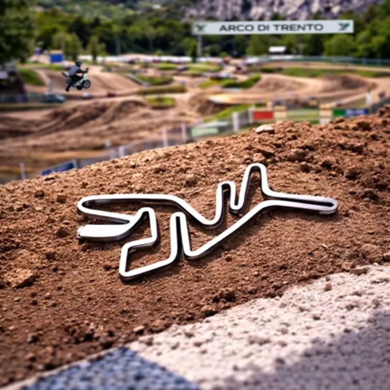 Individuell gestaltbare Silhouette der Rennstrecke Arco di Trento aus Stahl