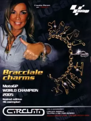 Pulsera con charms “World Champion”  en oro 750. 