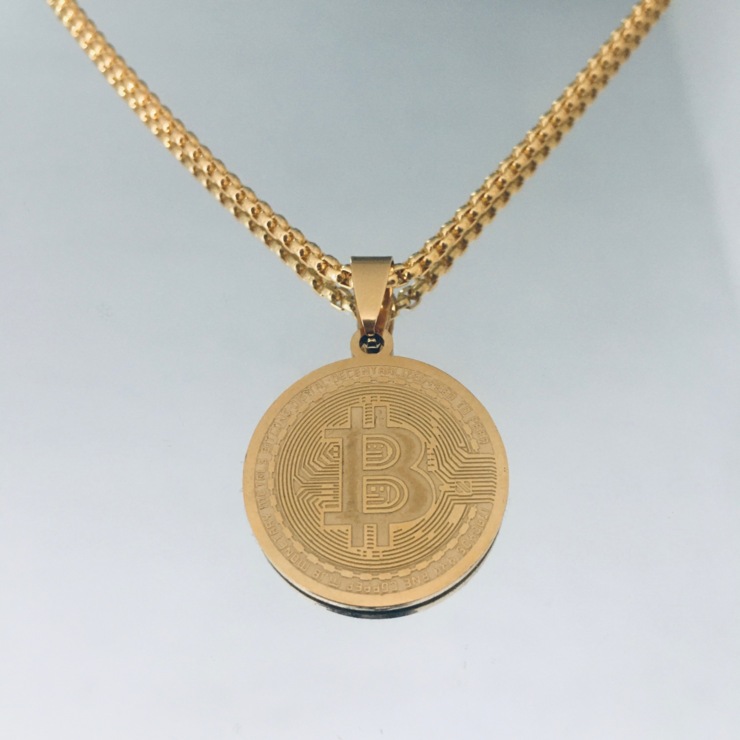 Collana Medaglia Moneta Bitcoin in acciaio placcato oro