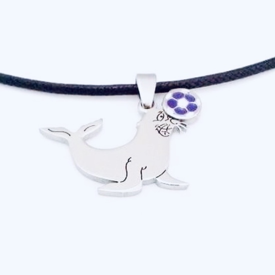 Marco Nappi "La Foca Monaca" pendentif  en Acier avec Ballon de Football Émaillé Blanc et Violet