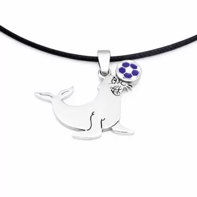 Pendente  La Foca Monaca  em aço Marco Nappi com bola de futebol esmaltada a branco e roxo 