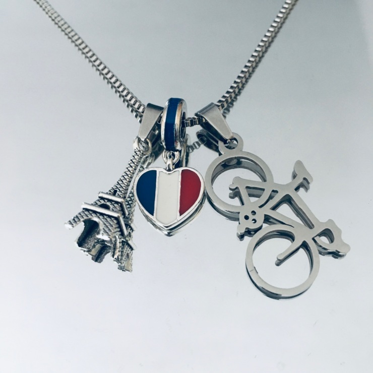 Collier I LOVE PARIS 2024 avec Tour Eiffel, drapeau coeur de France, vélo de course