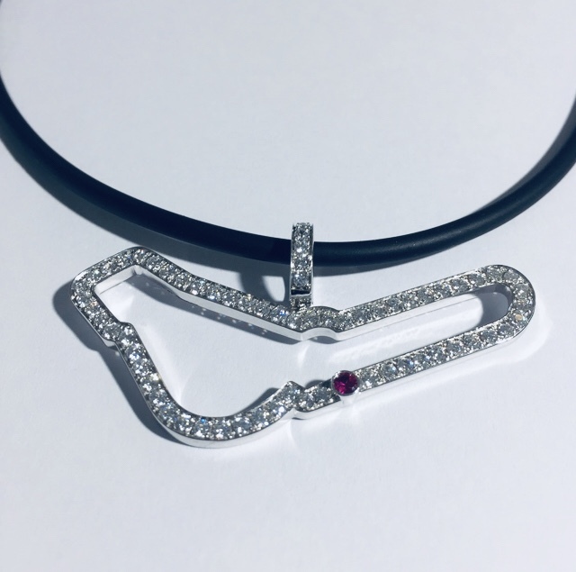 Rubber choker with Monza circuit in 925 silver and zircons