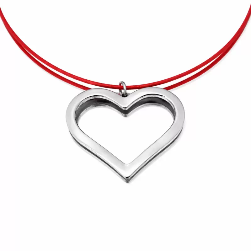 Colgante de coraz&oacute;n de acero