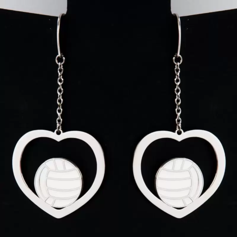Pendientes colgantes corazón y balón de voleibol en acero y esmalte blanco