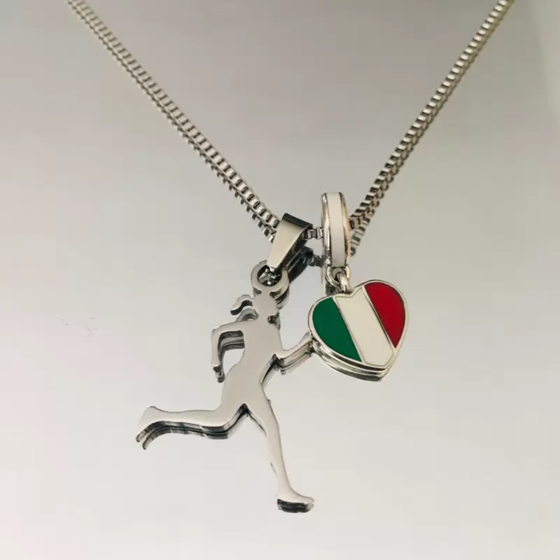 Collana atletica leggera "l'Italia femminile ci mette il cuore" personalizzabile in acciaio