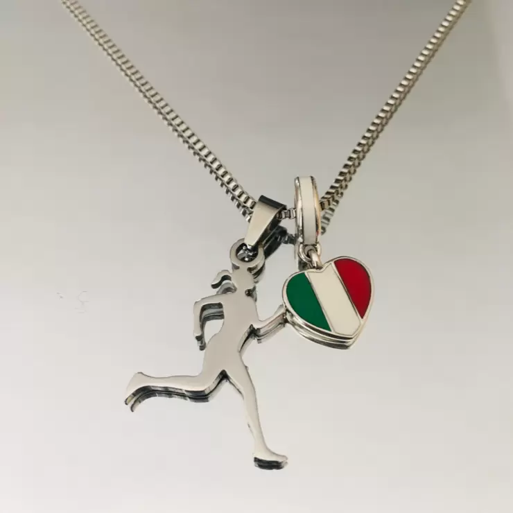 Collana atletica leggera "l'Italia femminile ci mette il cuore" personalizzabile in acciaio