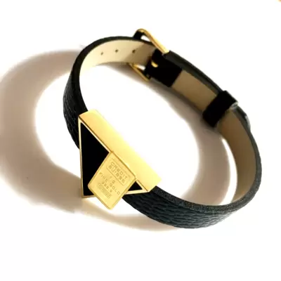 Bracciale con triangolo in oro 750 e lingotto Credit Suisse in oro 999,9 