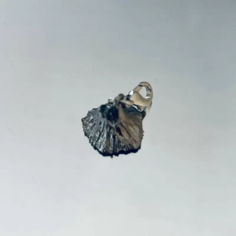 Collezione "Napoletanissimo":Ciondolo charm Vesuvio in 3D in bronzo