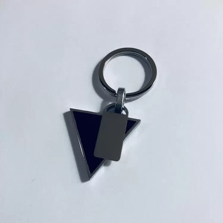 Portachiavi triangolo brevettato in acciaio personalizzabile  