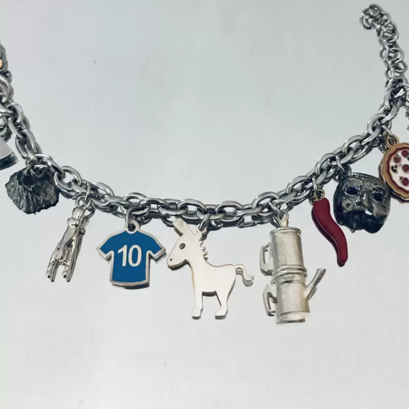 Pulsera charms Napoletanissimo versión 2024-2025 en acero