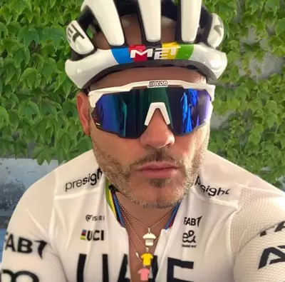 World champion rainbow jersey pendant in stainless steel 