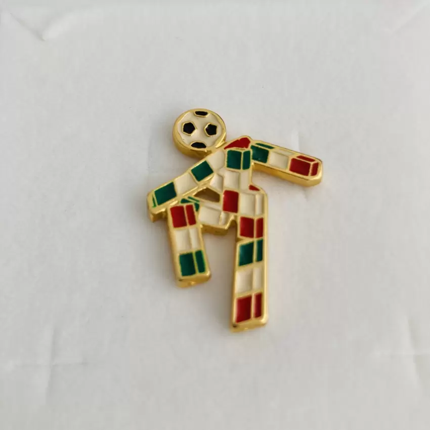 Spilla originale mascotte CIAO ITALIA 90 misura grande   