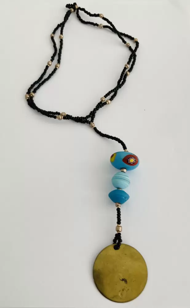 Collana con medaglia in ottone,murrine color turchese,perline Rocailles  