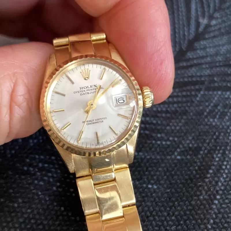 Nicht-originale Damenuhr von ROLEX mit 750er Goldband