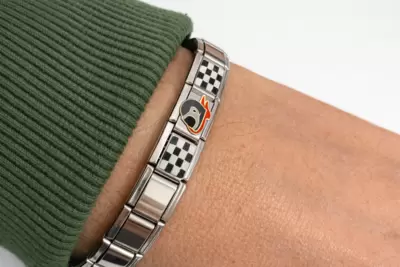 Helm Raceflag Stahlarmband 