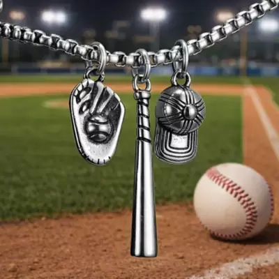 Colar com pingentes de basebol em aço 