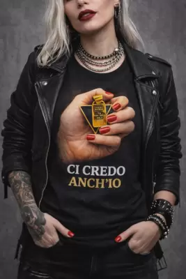 camiseta yo también creo en ella 