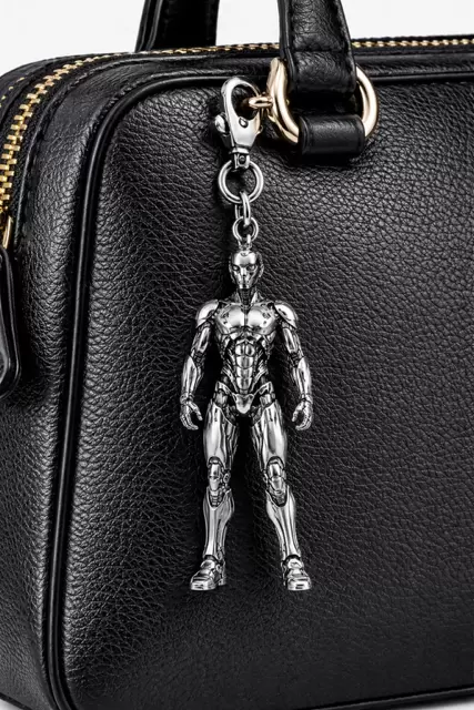 Charm gioiello tecnologico Umanoide metallizzato per borsa  