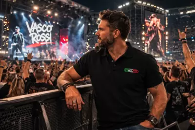 Polo nera maniche corte con logo CIRCUITI tricolore  