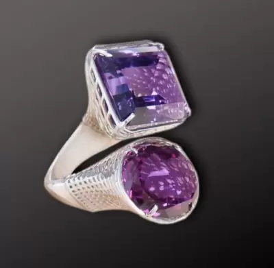 Anel Contrarié em prata de lei e ametistas naturais 