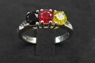 Anillo trilogía de plata de ley 925 con circonita Colores de la bandera alemana 