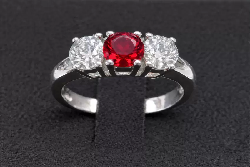 Anello trilogy in argento 925 con zirconi colori bandiera Monaco  