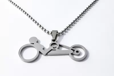 Stahl Handbike Anhänger Halskette mit Diamant und Kugelkette 