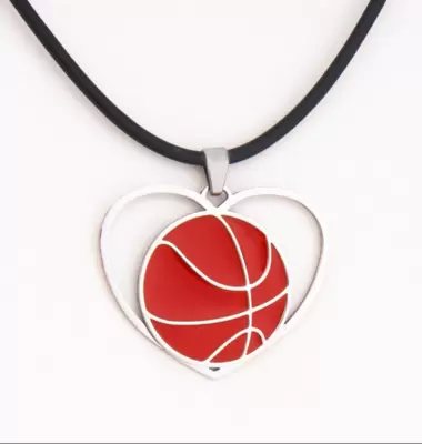 Pendentif Coeur de Basket en Acier et Émail 